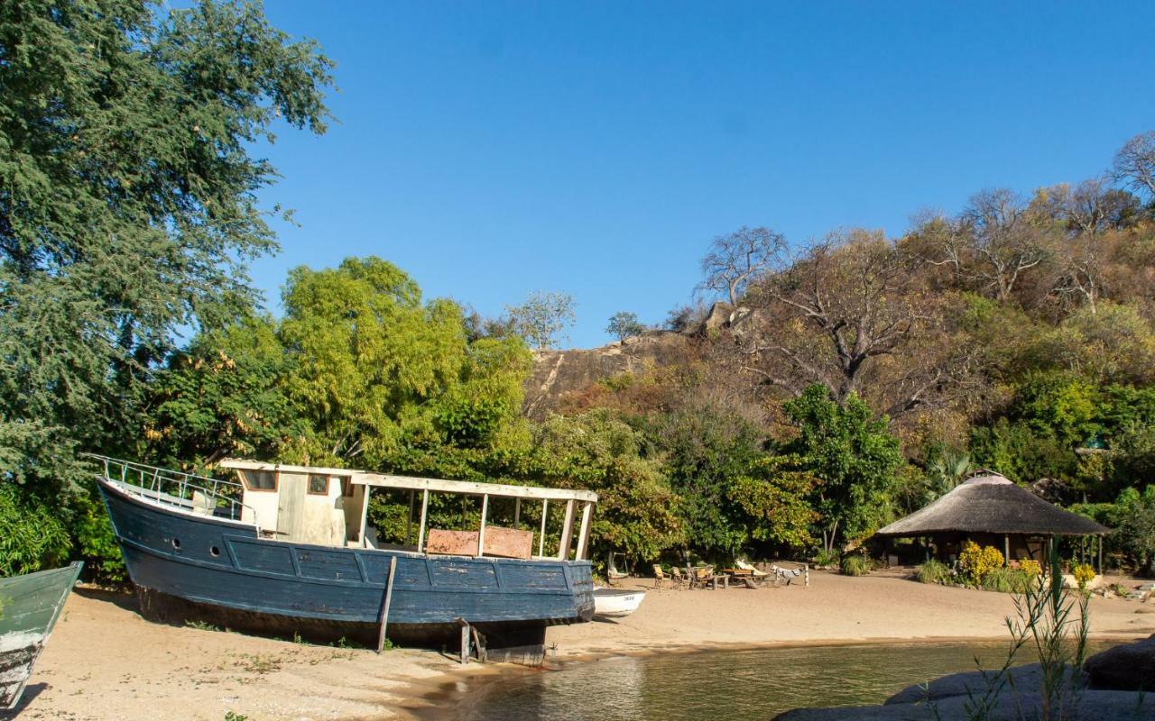 Mufasa Eco Lodge Monkey Bay Exterior photo